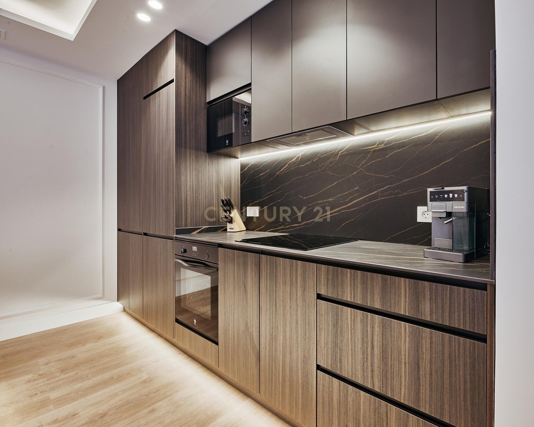 Apartment in Chamberi, Madrid, Spain 4 - 17283553