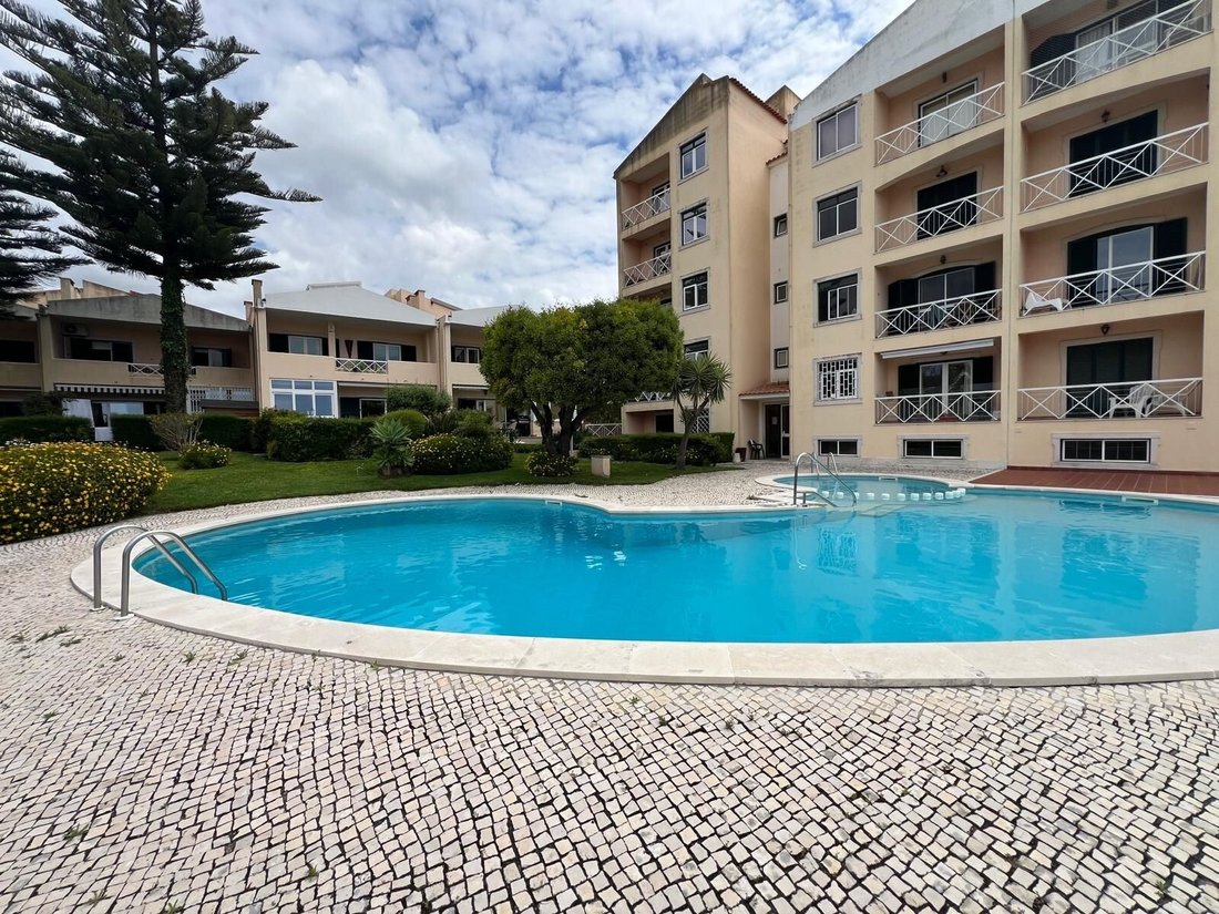 Apartment in Estoril, Cascais e Estoril, Lisbon 1 - 13473758