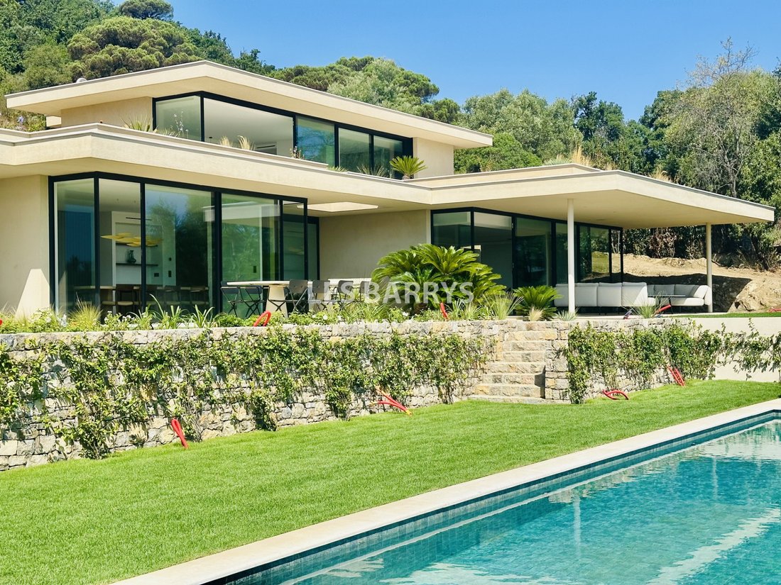 Villa in Ramatuelle, Provence-Alpes-Côte d'Azur, France 3 - 17283710