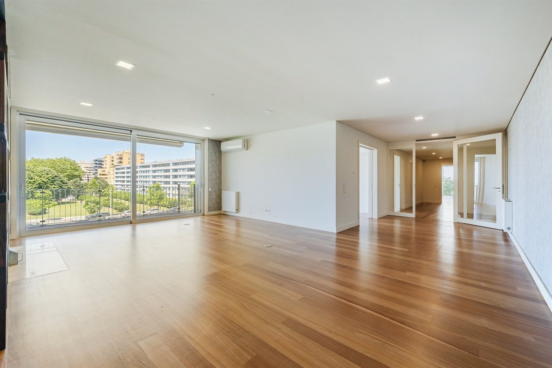 Apartment in Matosinhos e Leca da Palmeira, Porto District, Portugal 1 - 17284430