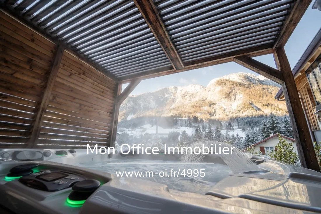 Chalet in Le Petit-Bornand-les-Glieres, Glières-Val-de-Borne, France 1 - 17283731