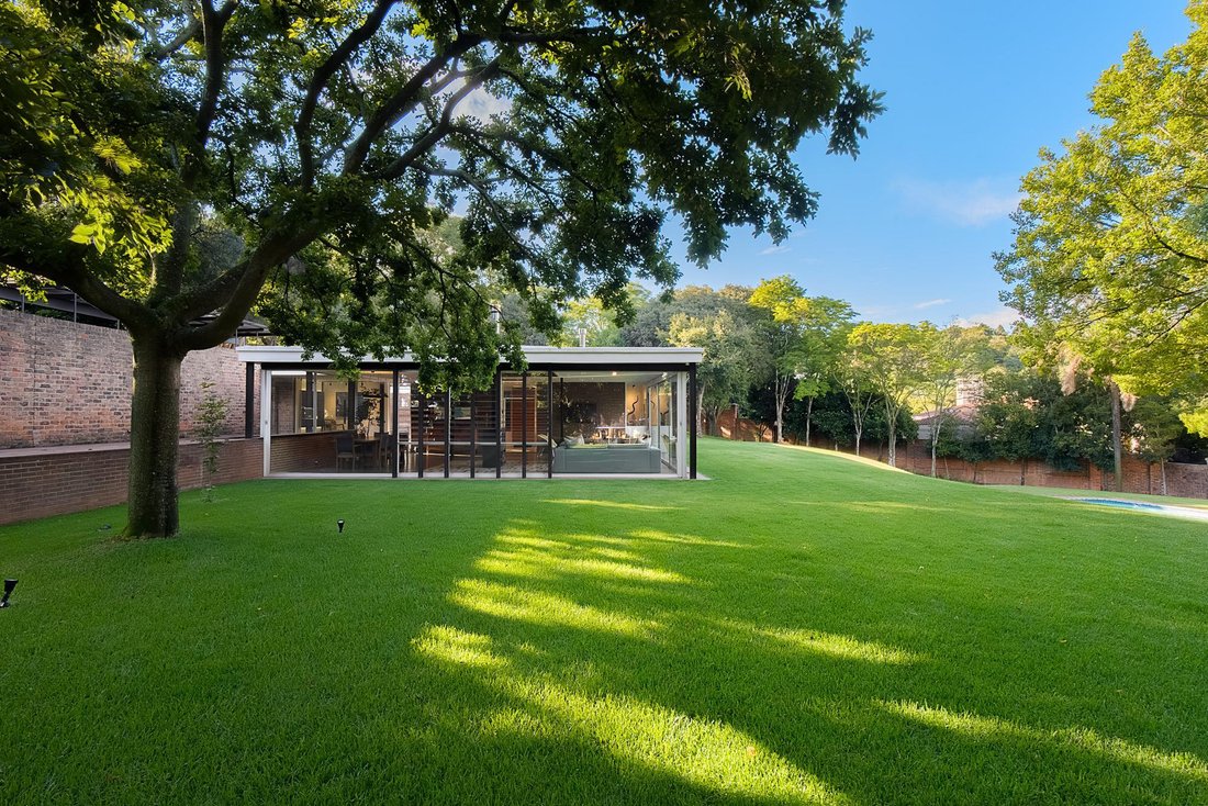 House in Monument Park, Gauteng, South Africa 1 - 17282611