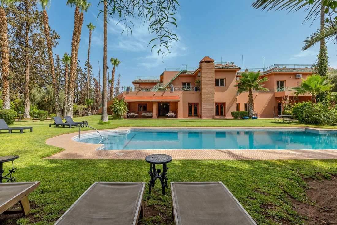 Villa in Annakhil, Marrakesh-Safi, Morocco 2 - 16398490
