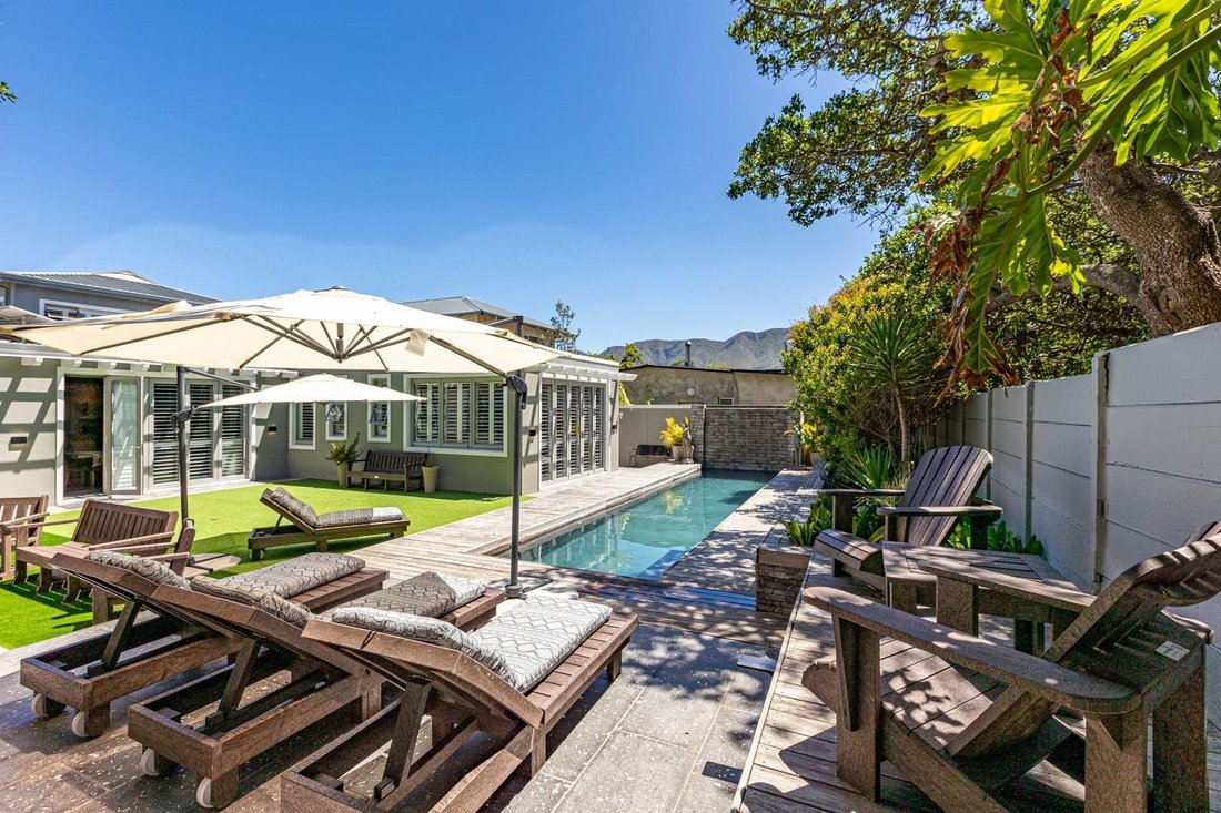 House in Sandbaai, Western Cape, South Africa 2 - 17282665