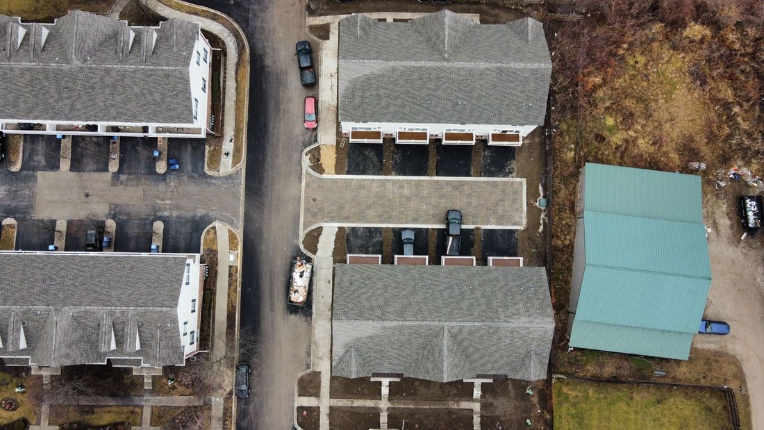 Townhouse in Des Plaines, Illinois, United States 3 - 17282657