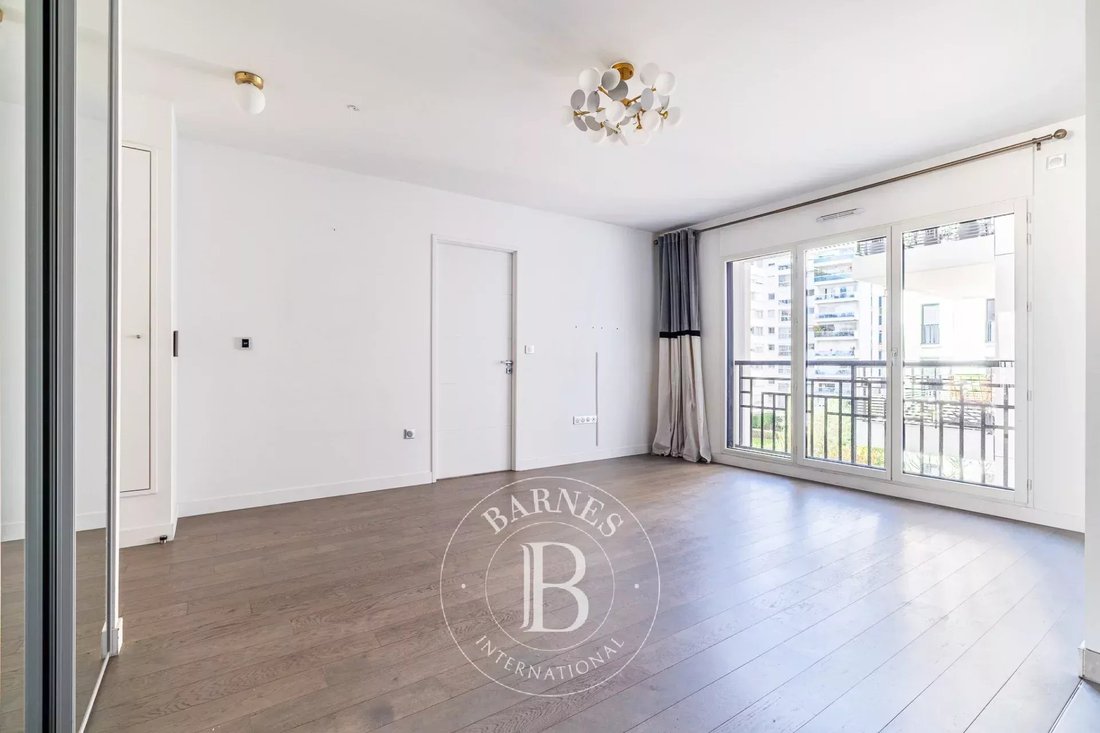 Apartment in Ile de la Jatte - Parc d'Orléans, Neuilly-sur-Seine, France 1 - 17281314