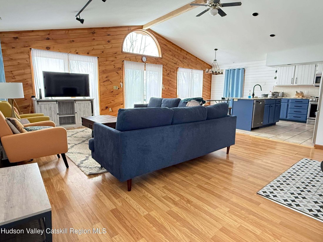House in Athens, New York, United States 3 - 17284039