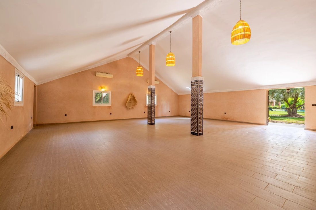 Villa in Annakhil, Marrakesh-Safi, Morocco 5 - 16398490