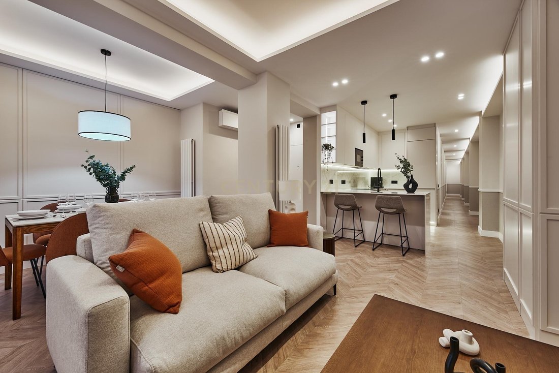Apartment in Chamberi, Madrid, Spain 1 - 17283401