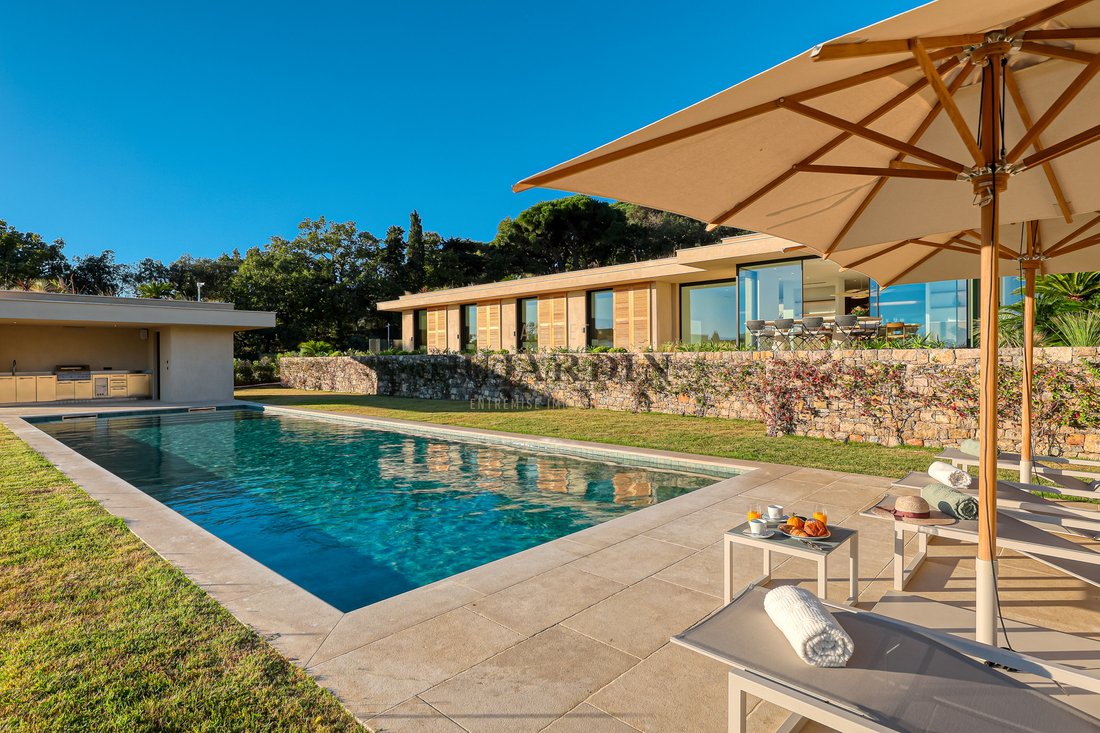 Villa in Ramatuelle, Provence-Alpes-Côte d'Azur, France 3 - 17283718