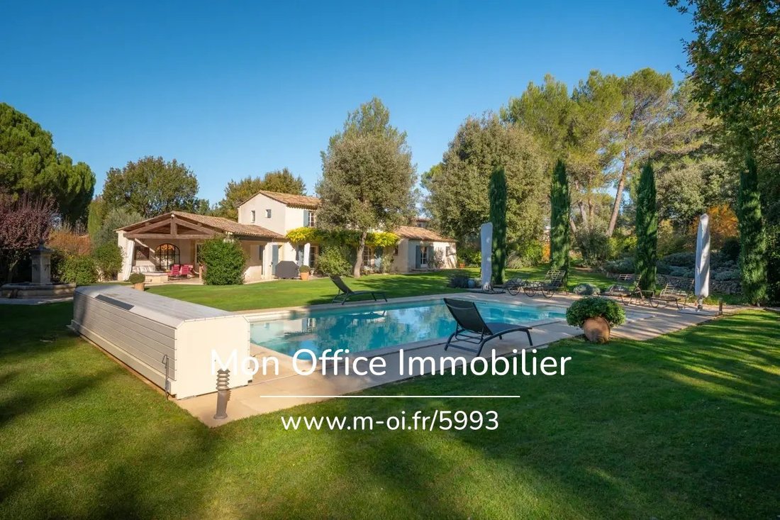 House in Jouques, Provence-Alpes-Côte d'Azur, France 3 - 17283726