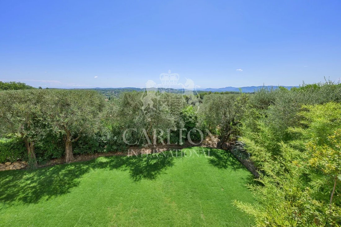 Villa in Châteauneuf-Grasse, Provence-Alpes-Côte d'Azur, France 5 - 17283483