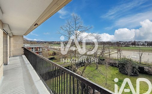 Apartment in Hippodrome, Maisons-Laffitte, France 1