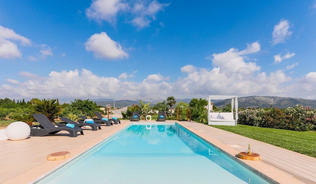 Villa in sa Pobla, Balearic Islands, Spain 1 - 17283373