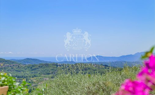 Villa in Châteauneuf-Grasse, Provence-Alpes-Côte d'Azur, France 1