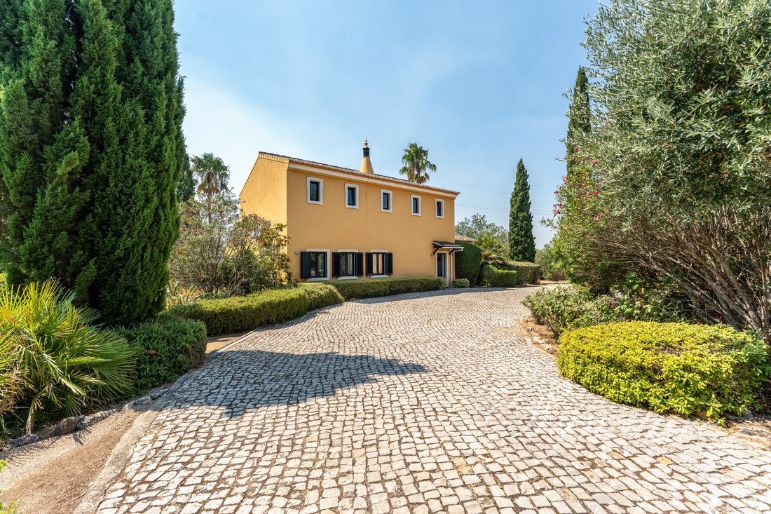 Villa in Santa Barbara de Nexe, Algarve, Portugal 5 - 16213589