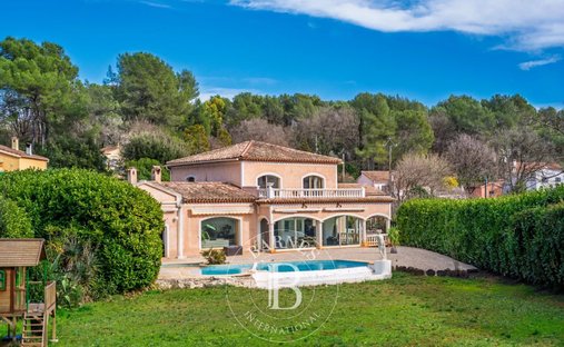 Villa a Roquefort-les-Pins, Provenza-Alpi-Costa Azzurra, Francia 1