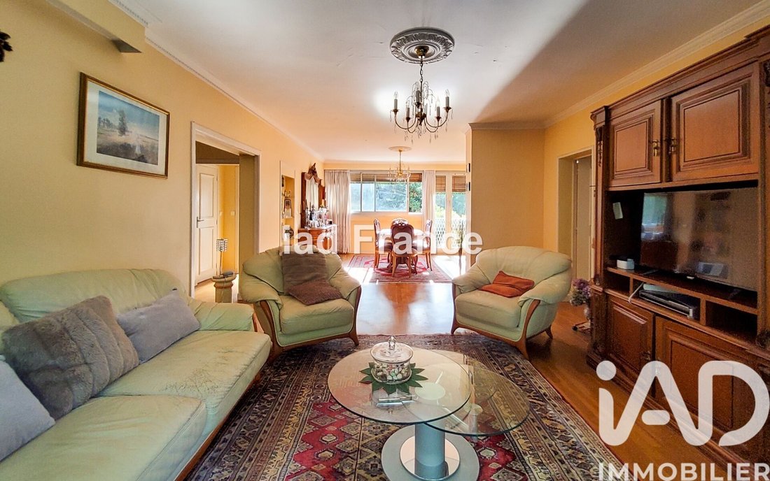 Apartment in Chateau de Vaucresson, Vaucresson, France 2 - 17281762