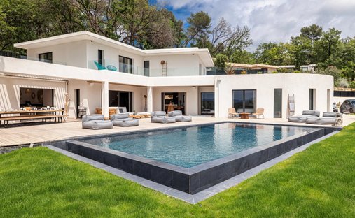 House in Le Rouret, Provence-Alpes-Côte d'Azur, France 1