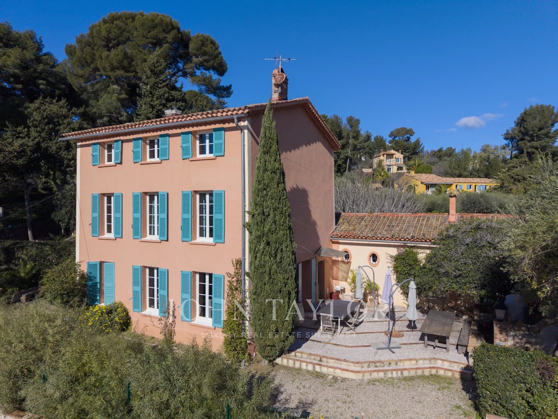Villa in Donicarde-Barban, La Seyne-sur-Mer, France 2 - 17283764