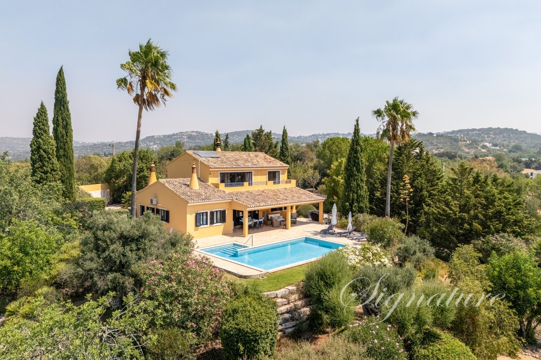 Villa in Santa Barbara de Nexe, Algarve, Portugal 1 - 16213589