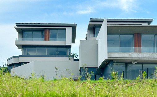 Condo in Dolphin Coast, KwaZulu-Natal, South Africa 1