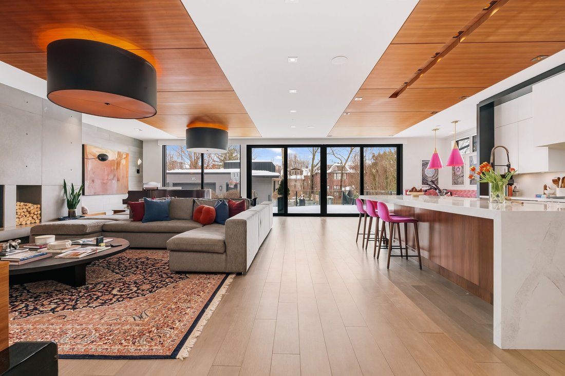 House in Toronto, Ontario, Canada 4 - 17283927