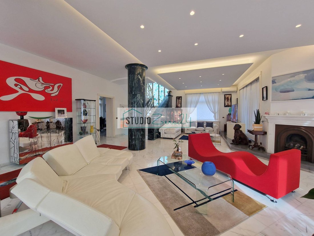 Villa in Lido di Camaiore, Camaiore, Tuscany 1 - 17237708