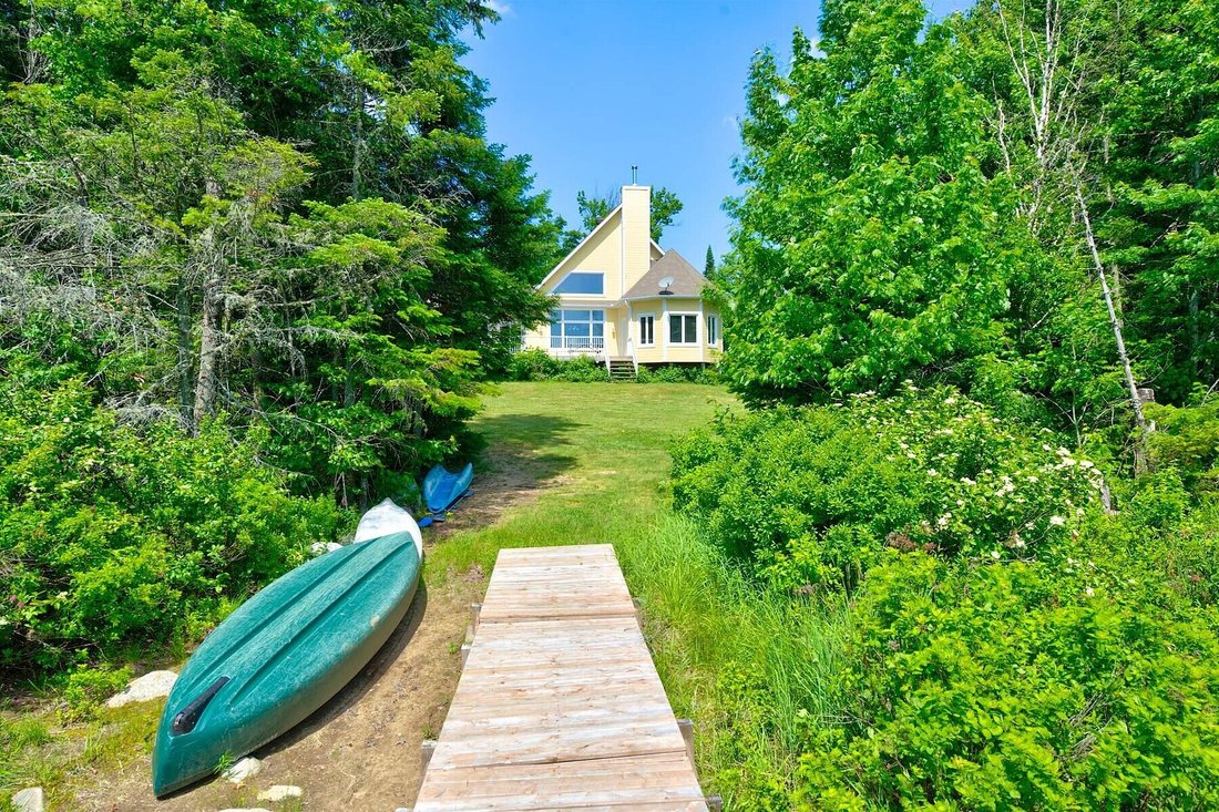 House in Sainte-Lucie-des-Laurentides, Quebec, Quebec, Canada 2 - 17281267