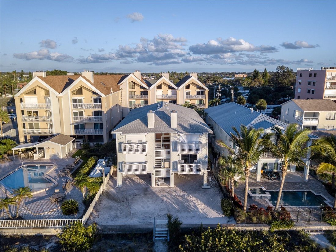 Condo in Indian Shores, Florida, United States 1 - 17282487