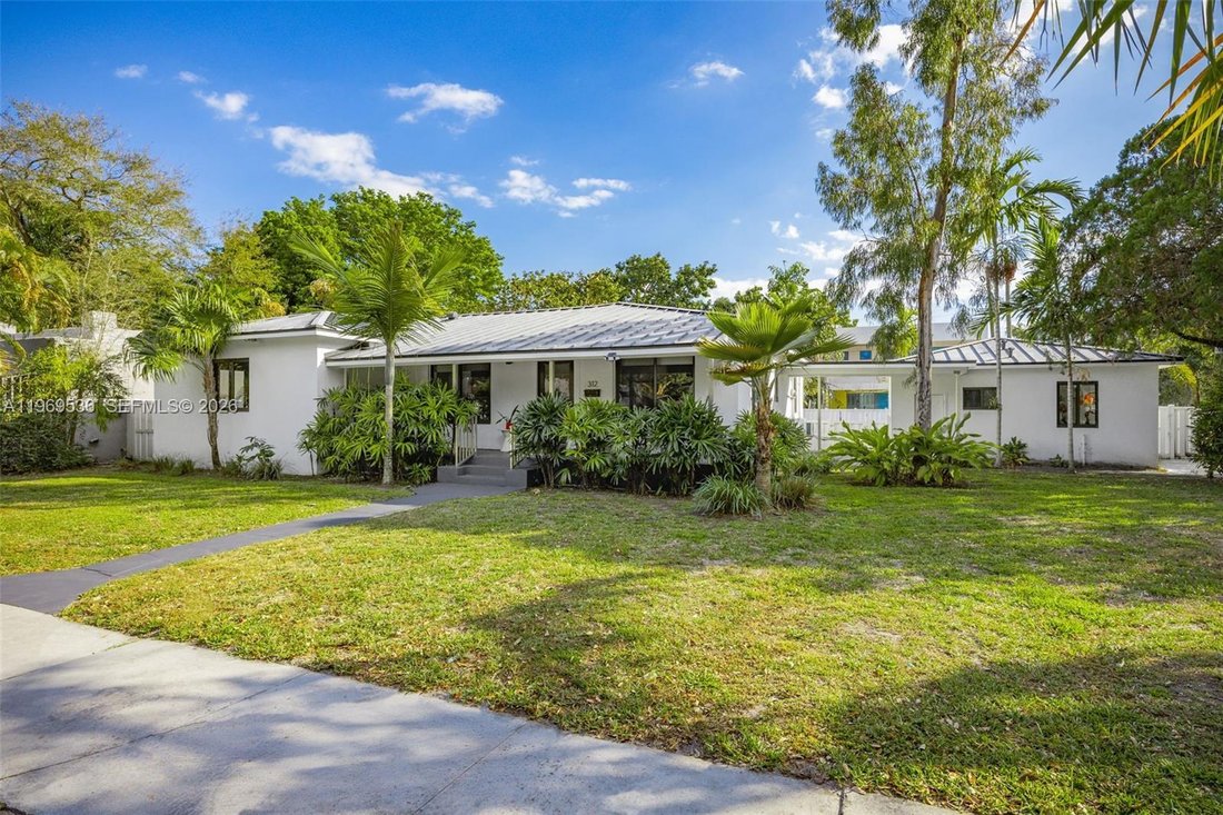 House in Miami, Florida, United States 3 - 17282062