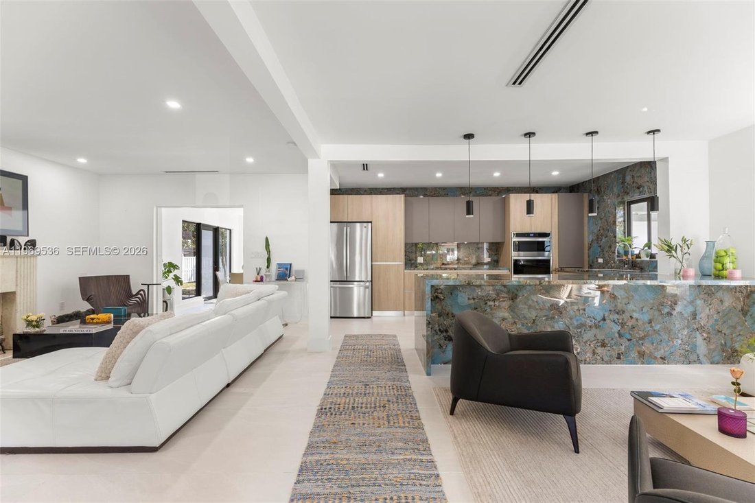 House in Miami, Florida, United States 5 - 17282062