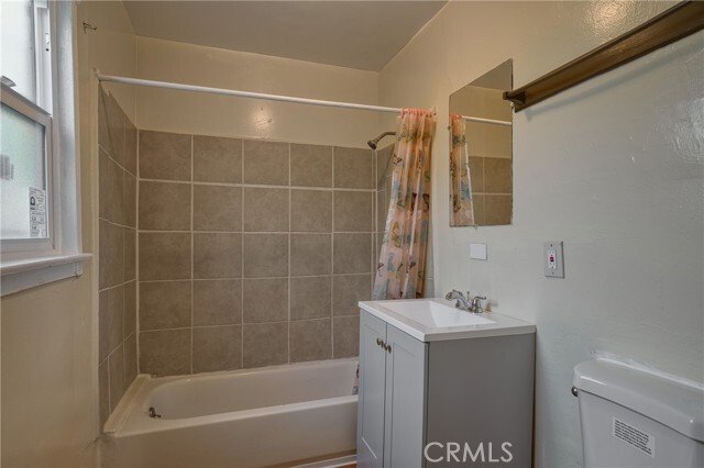 House in Compton, California, United States 5 - 17281341