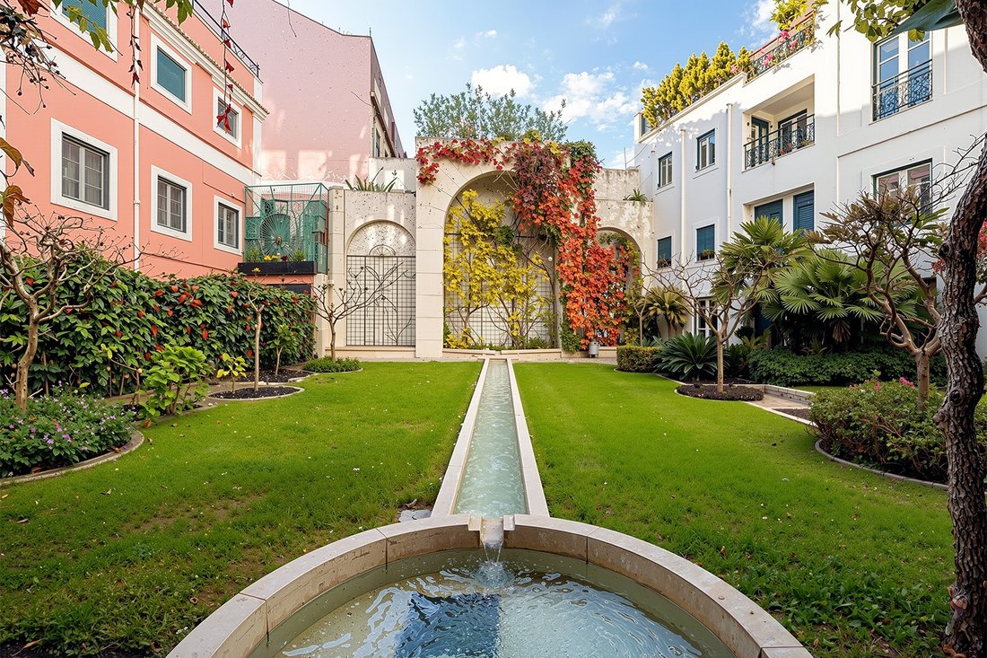 Apartment in Misericordia, Lisbon, Portugal 1 - 17284365