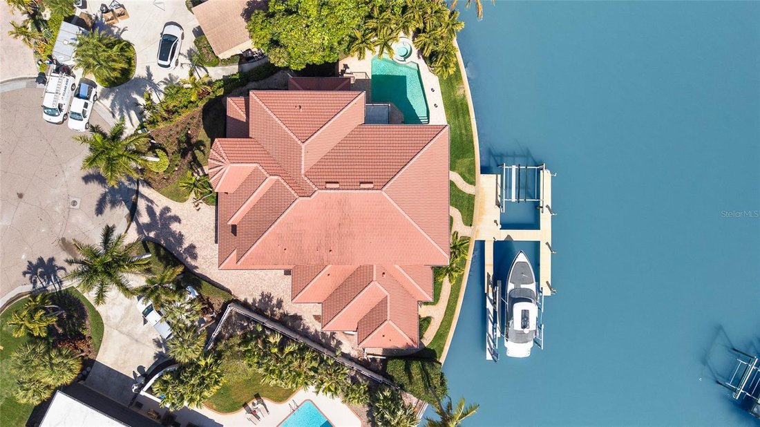 House in St. Petersburg, Florida, United States 5 - 17282527