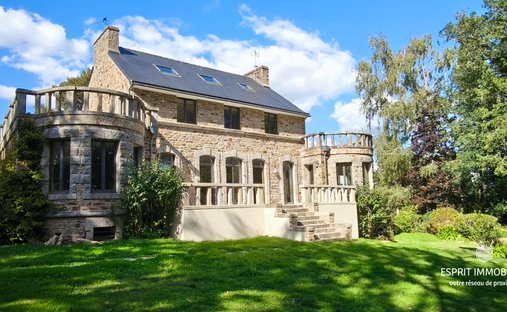 Villa in Pont-Aven, Brittany, France 1