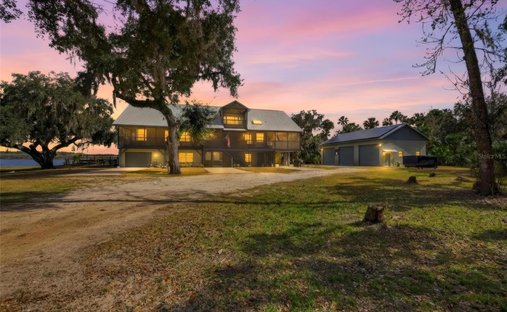 House in Osteen, Florida, United States 1