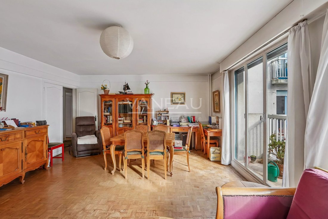Apartment in Dupleix-Motte Picquet, Paris 15e Arrondissement, Paris 2 - 17150131