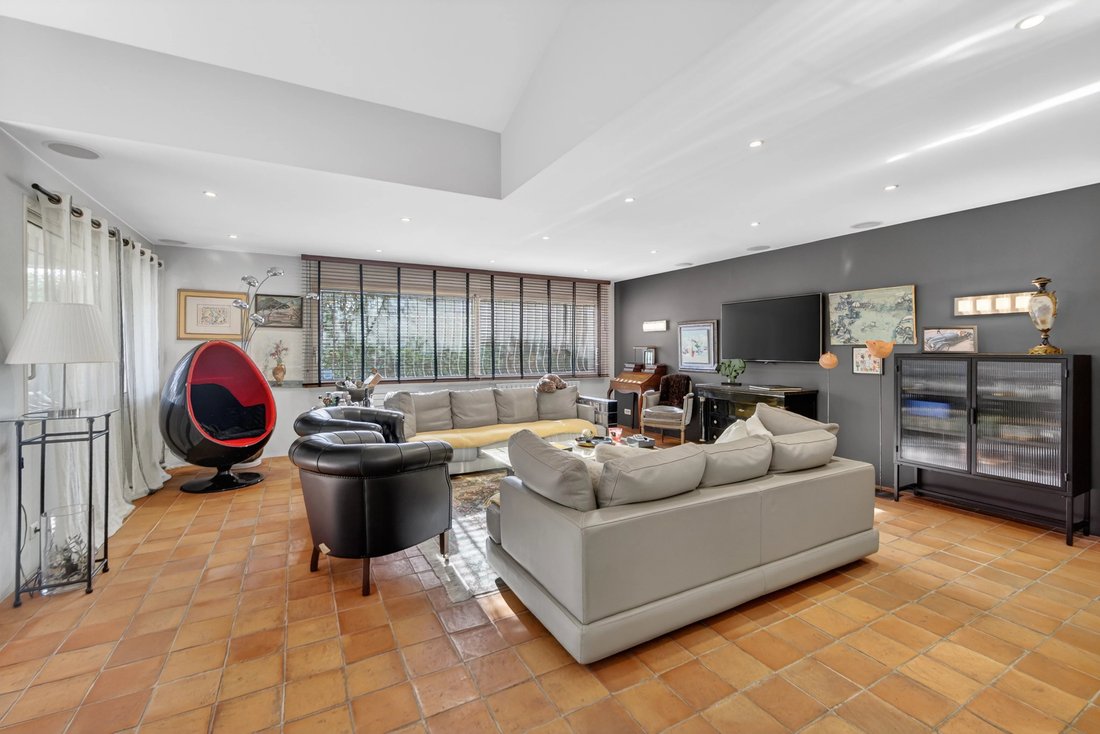 Villa in Saint-Jean-Cap-Ferrat, Provence-Alpes-Côte d'Azur, France 5 - 16859092