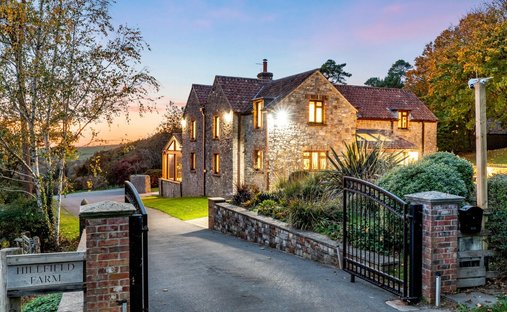 Farm Ranch in Bleadon, England 1