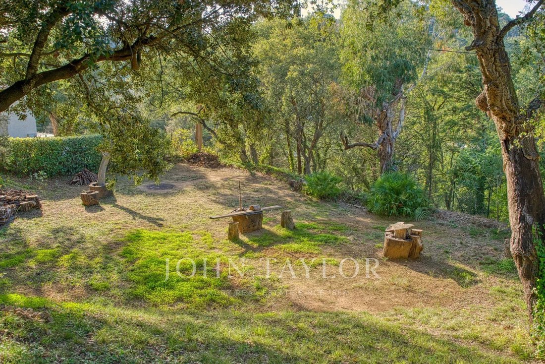Villa in Grimaud, Provence-Alpes-Côte d'Azur, Frankreich 5 - 12580834