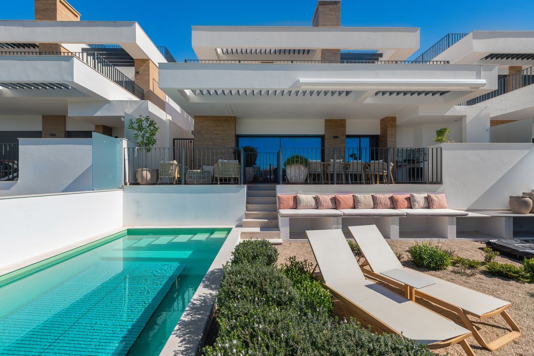 Villa in Quarteira, Algarve, Portugal 1 - 17281607