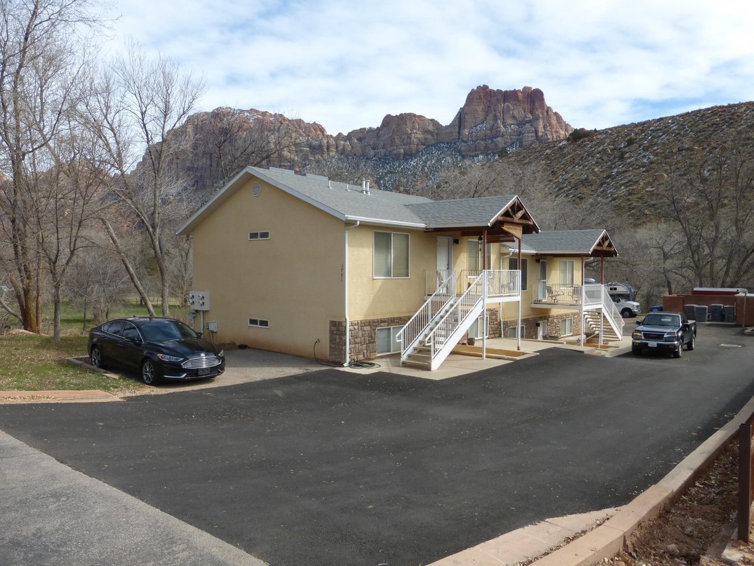 Hurricane, Utah, United States 1 - 17144181