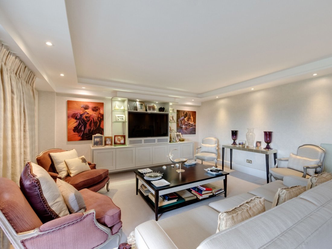 Apartment in Primrose Hill, Camden, England 3 - 17283806