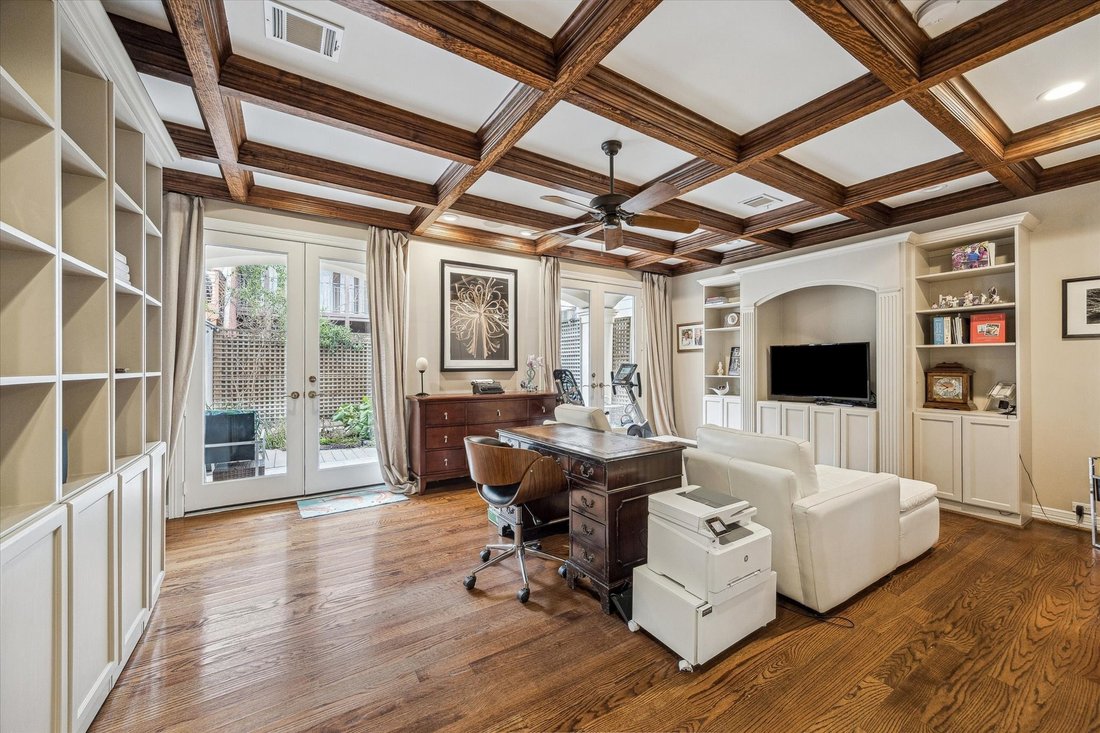 House in Houston, Texas, United States 4 - 17284135