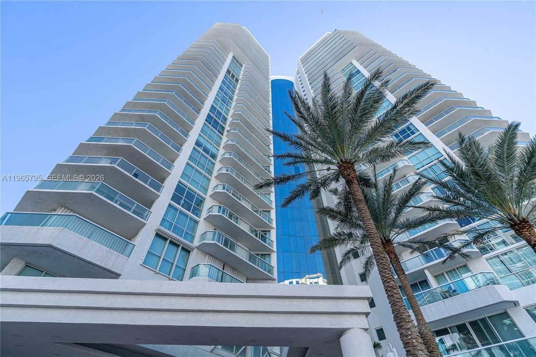 Condo in Sunny Isles Beach, Florida, United States 1 - 17282033