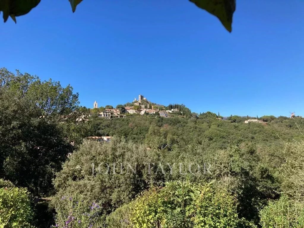 Villa in Grimaud, Provence-Alpes-Côte d'Azur, France 1 - 12580834