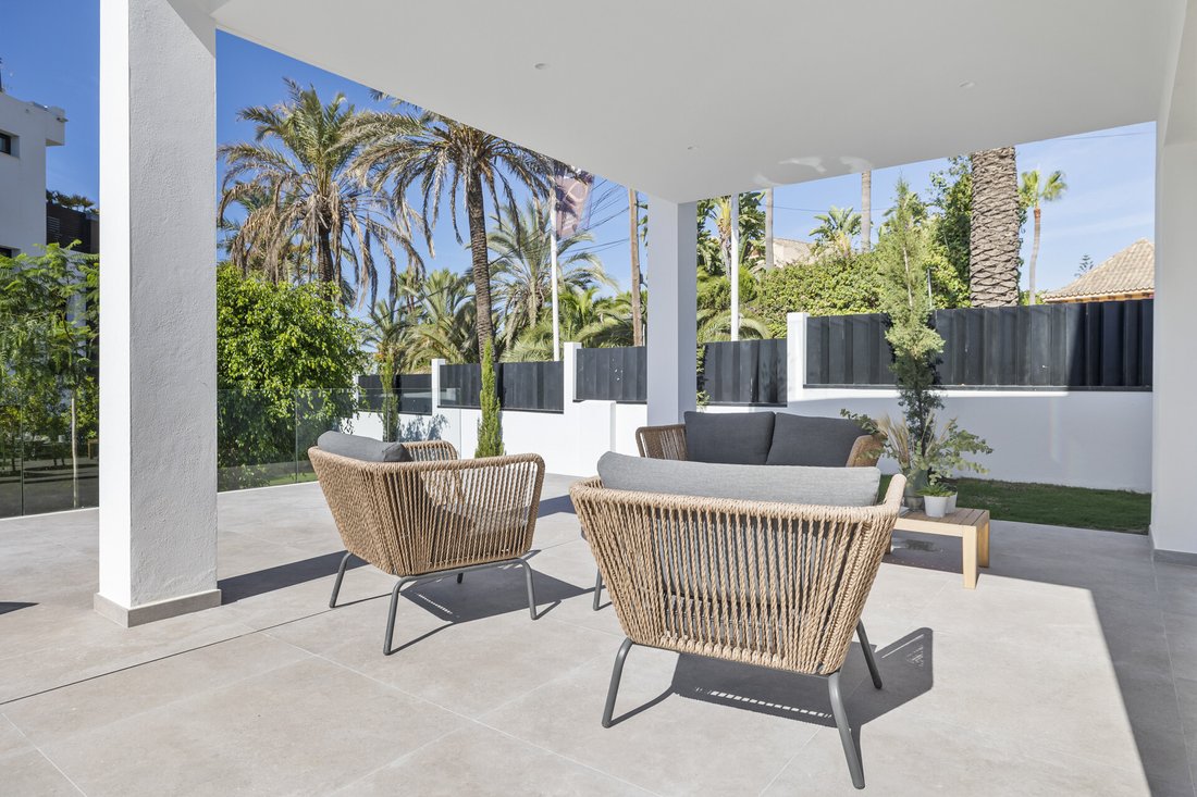 Villa in Elviria-Cabopino, Marbella, Spain 4 - 17283436