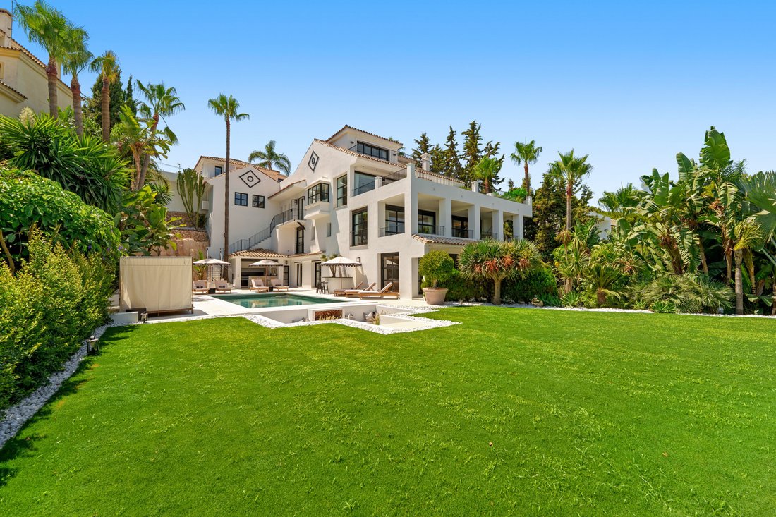Villa in Nueva Andalucia, Marbella, Spain 2 - 17283512