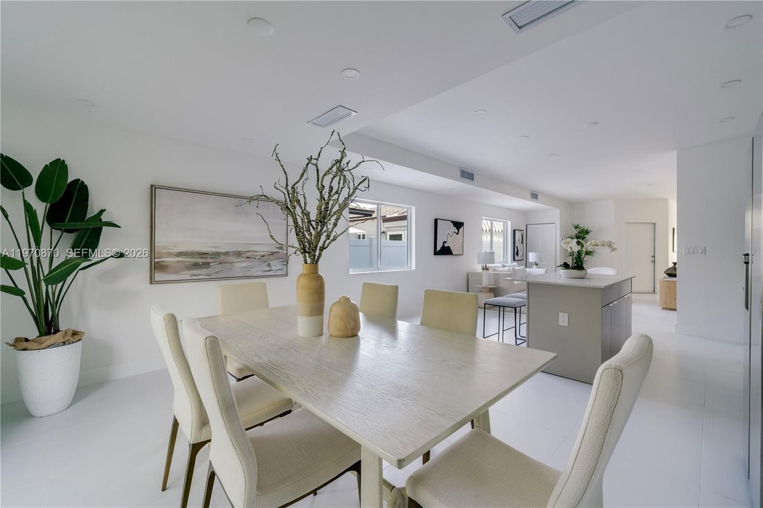 House in Miami, Florida, United States 4 - 17282086